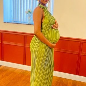 Lulu's Vibrant Green Maxi Dress